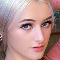 Адриана Ли Голе