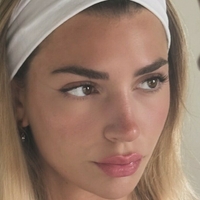 Адријен Итон Голе