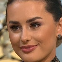 Ембер Дејвис Голе