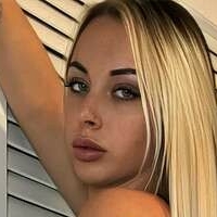 Амбер Сноу Голе