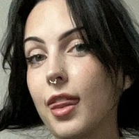 Ешли Лутс Голе