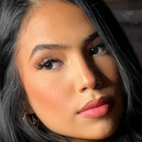 Ешлин Никол Голе