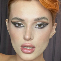 Бела Торн Голе