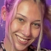 Клејр Грајмс Видео Голе