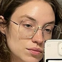 Ела Енчантед Голе