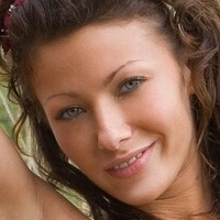Хејли Саммер Голе