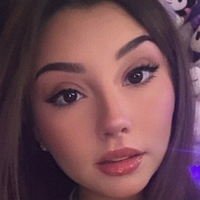 Холи Џонс Голе