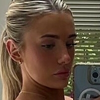 Холи Хамфрис Голе