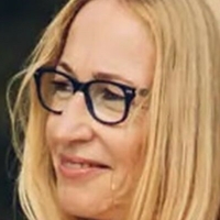 Ајрис Баткус Голе