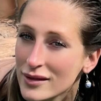 Изабела Давико Голе