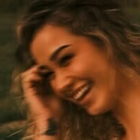 Изабела Урбзз Голе