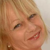 Џејн Бонд Голе