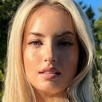 Џенифер Леви Голе