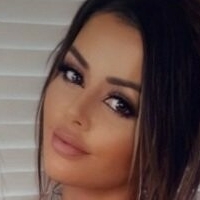 џулианне Голе