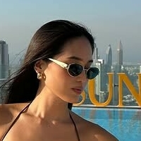 Џули Хванг Голе