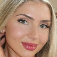 Кенеди Стенек Голе