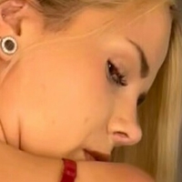 кити оливија Голе