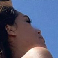 Лесли Лејва Голе