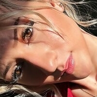 лil.naughty.blonde Голе