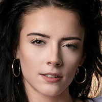 Лили Редд Голе