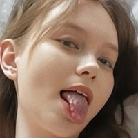 Миа Вајт Голе