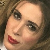 нади валентайн Голе