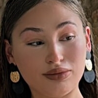 Њубрази Голе