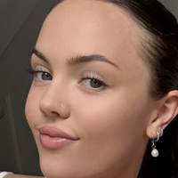 Рајли Брук Голе