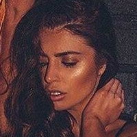 Скарлет Бувије Голе