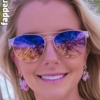 СеншуалСара1 Голе