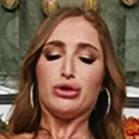 Скајларри Голе