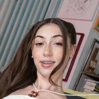 Тијана Минкс Голе