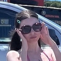 Виолетитенџел Голе