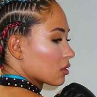 WWE Лола Вајс Голе